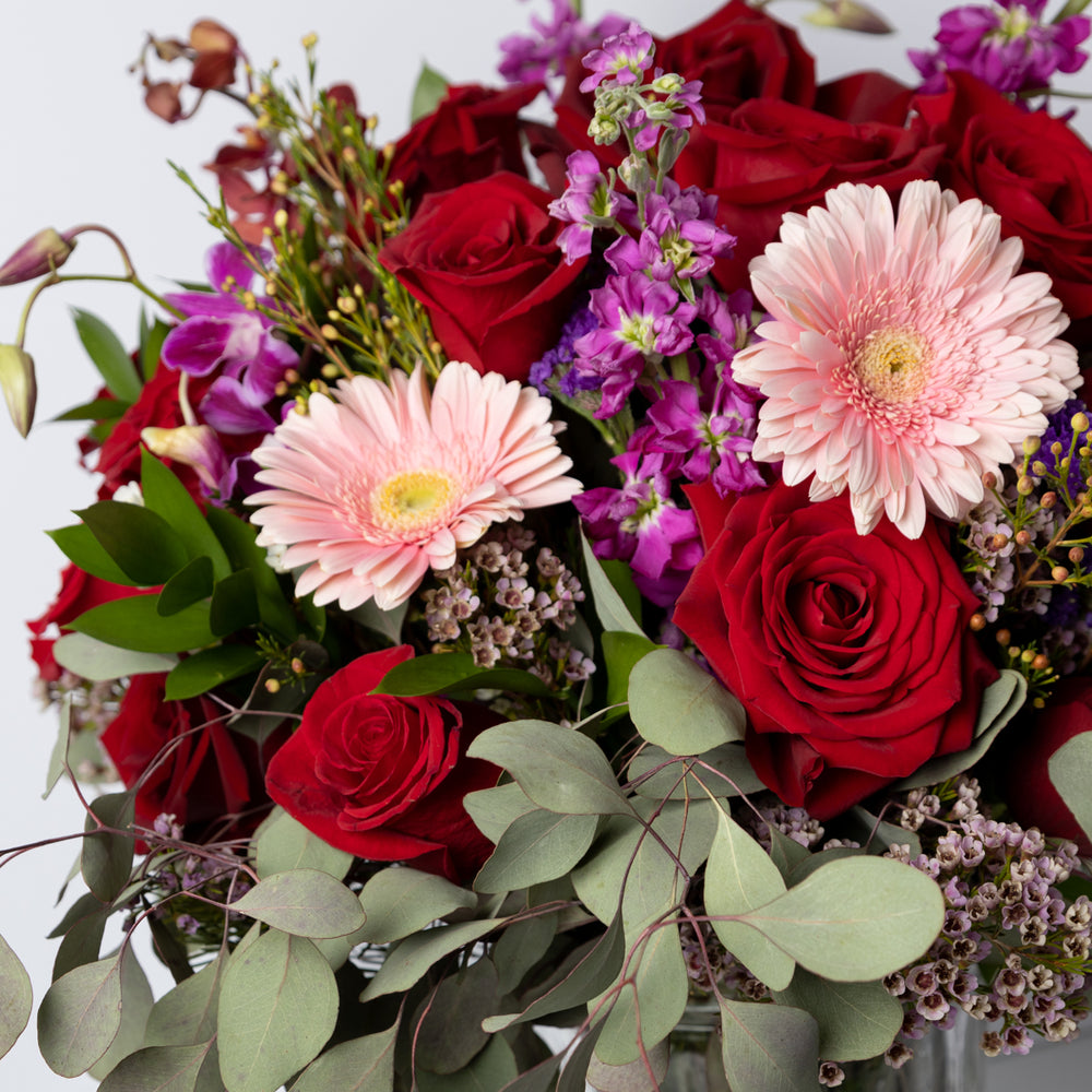 Elegant Bouquet Flower Delivery Miami carlosmarindesigner